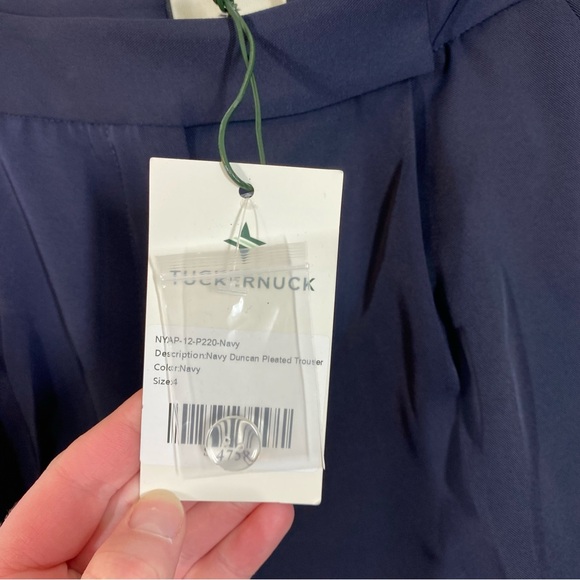 Tuckernuck navy Pleated Duncan‎ Trouser size 4 NWT workwear office career preppy - Picture 5 of 8